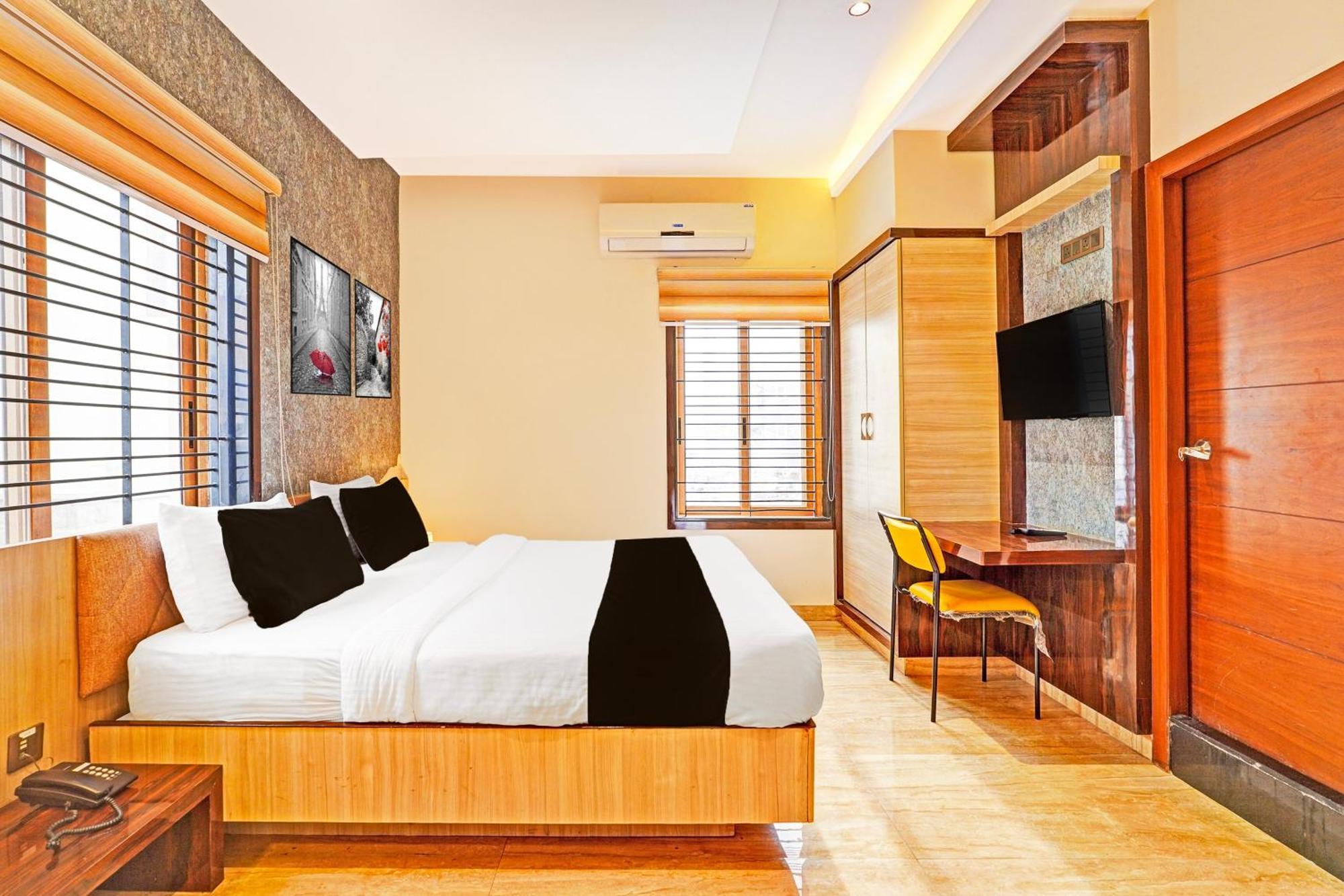 Hotel Super Townhouse Indiranagar Bengaluru Zewnętrze zdjęcie