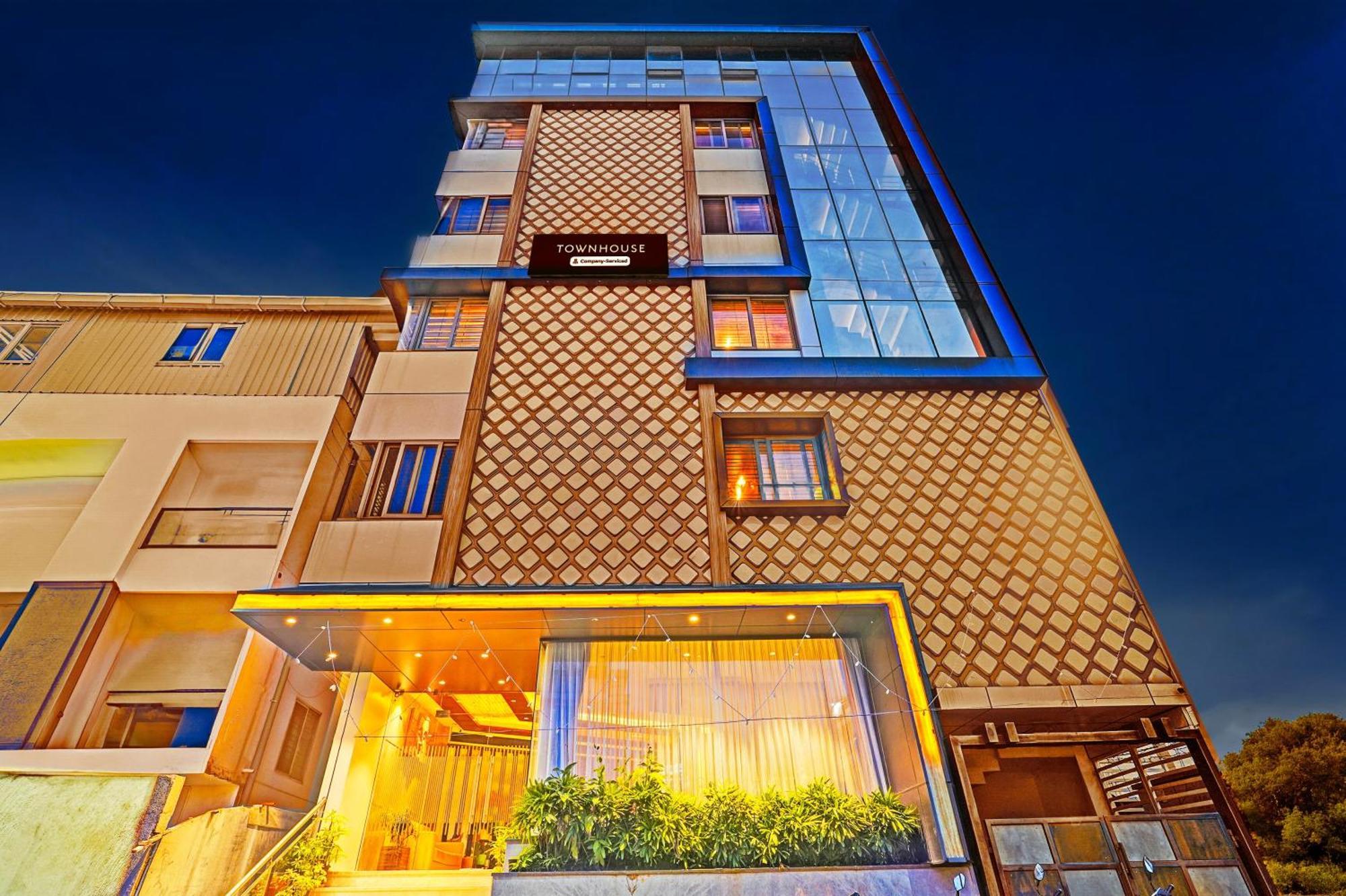 Hotel Super Townhouse Indiranagar Bengaluru Zewnętrze zdjęcie